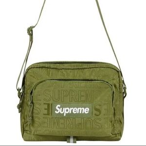 NWOT Supreme SS19 Shoulder Bag
